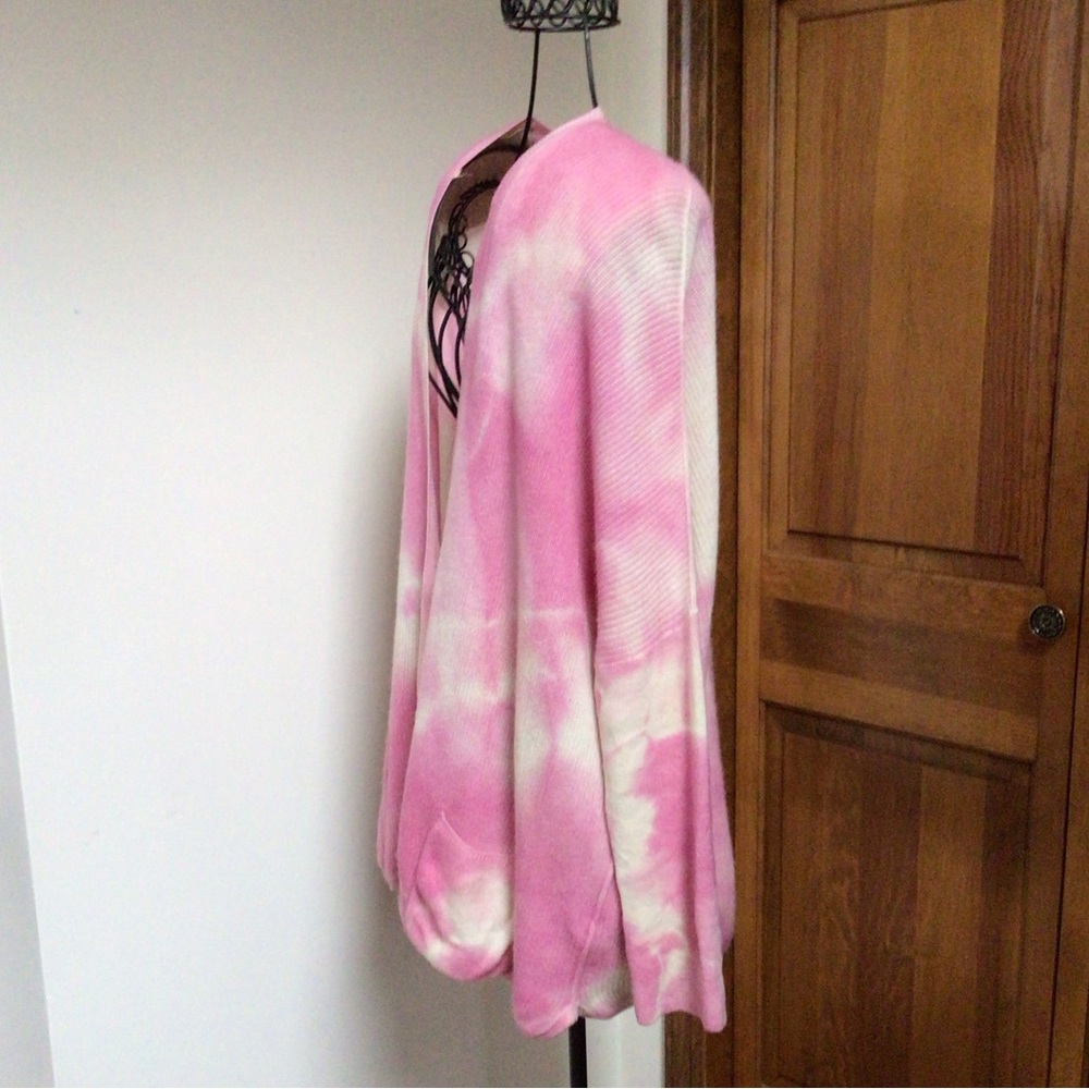 Zoe Couture Hand Dye Oversized Cardigan in Mongolia Cashmere, Medium - Picture 4 of 10